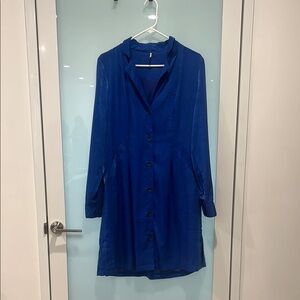 Elegant Blue Button-Up Dress